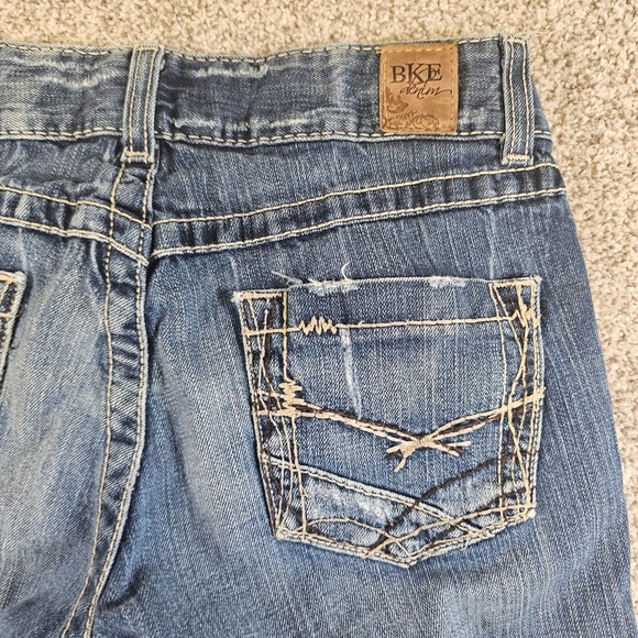 BKE Jeans Womens 27 Blue Culture Crop Capri Mid Rise Distressed Denim A6 - Picture 16 of 16